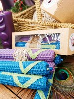 Свеча из вощины с руной Вуньо &quot;Исполнение желания&quot;, 13.5-15 см
