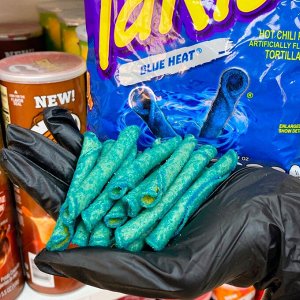 Takis Blue Heat 114g - Такис синие