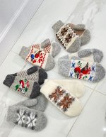 Женские варежки