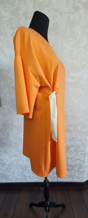 Платье Платье 3/4 рукав,очень стильное,комфортное,длина чуть выше колена,можно носить и с брюками зауженными!Шикарный оранжевый цвет!Комфорт!
Производство Польша,
Фирма "Pola"
Cостав-95% хлопок,5% эла