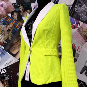Размер 42-44. Стильный женский пиджак Terrafay_Solver из дышащей ткани желтого цвета.  1