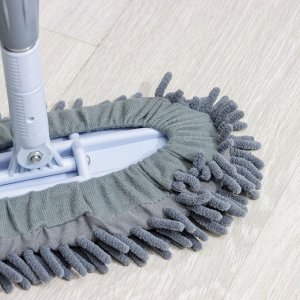 Швабра для мытья пола плоская гибкая Доляна, насадка из микрофибры букли 29x13 см, телескопическая стальная ручка 75(116) см, серая