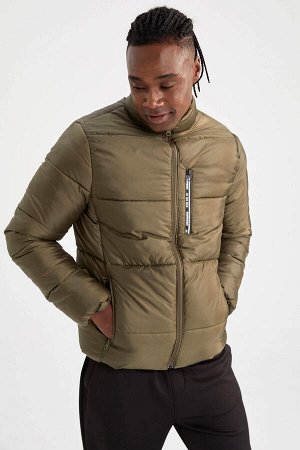 Надувное пальто Defacto Fit Slim Fit с вертикальным воротником и теплоизоляцией Warmtech Puffer