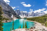 Фотообои Озеро среди гор