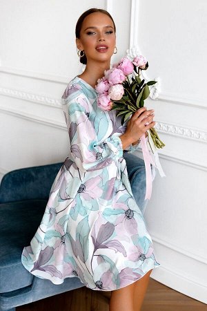 Платье Платье с цветочным принтом в модном сезоне 2022 можно носить круглый год. Они однозначно придадут образу чистоту, свежесть и изысканность. Лёгкий, летящий материал очень комфортно ложится на те