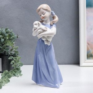 Сувенир керамика "Девочка в голубом платье с щенком на руках" 30 см
