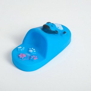 Игрушка пищащая "Тапок" для собак, 10 см, голубая