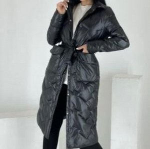 Стеганное пальто черное