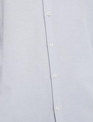 Рубашка Материал: %54  Хлопок, %46  Полиэстер Параметры модели: рост: 188 cm,  объем груди: 99, объем талии: 75, объем бедер: 95 Надет размер: M
