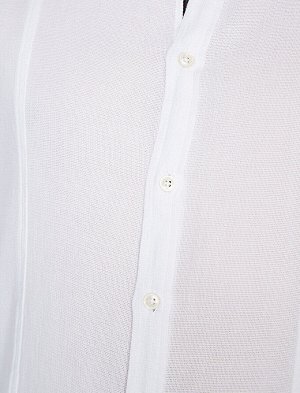 Рубашка Материал: %100  Хлопок Параметры модели: рост: 187 cm,  объем груди: 97, объем талии: 80, объем бедер: 93 Надет размер: M