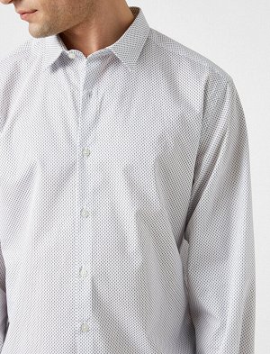 Рубашка Материал: %100  Хлопок Параметры модели: рост: 188 cm,  объем груди: 93, объем талии: 81, объем бедер: 93 Надет размер: L