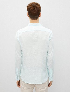 Рубашка Материал: %100  Хлопок Параметры модели: рост: 189 cm,  объем груди: 99, объем талии: 75, объем бедер: 99 Надет размер: M
