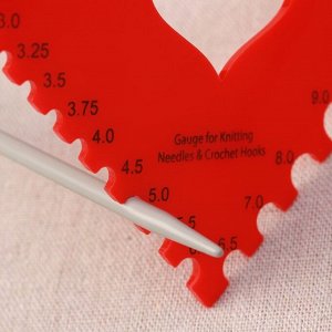 Линейка для определения размера спиц для вязания «Сердце», 11 ? 11 см, цвет красный