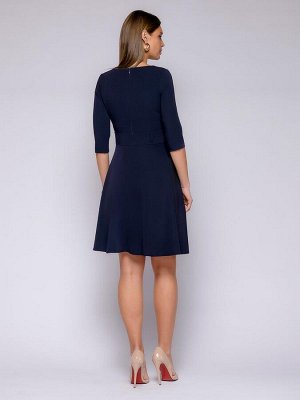 Платье темно-синее с рукавами 3/4 и расклешенной юбкой