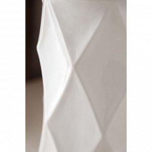 Ваза керамическая "Велес", настольная, белая, 29 см