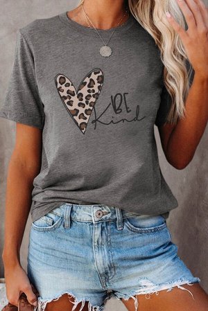 Серая футболка с леопардовым принтом сердечко с надписью: Be Kind