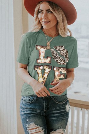 Зеленая футболка с леопардовой надписью: Love