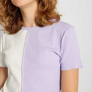 Двухцветная футболка в стиле пэчворк - фиолетовый
