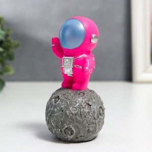 Дарим красиво Сувенир полистоун &quot;Астронавт на астероиде&quot; ярко-розовый 12х6,5х6,5 см