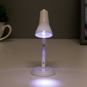 Ночник "Настольная лампа" LED 0.5Вт от батареек LR41 белый 4Х4Х11 см