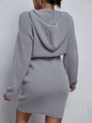 Платье-свитер на кулиске с капюшоном
