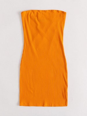 Неоновое оранжевое вязаное платье без бретелек