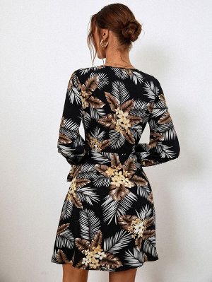 Платье с тропическим принтом с рукавами-воланами на пуговицах