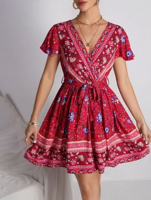 Платье с цветочным принтом с рукавами-бабочками с поясом