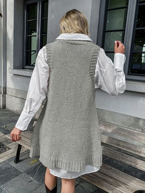 Платье-свитер с глубоким v-образныи вырезом с карманами без рукавов