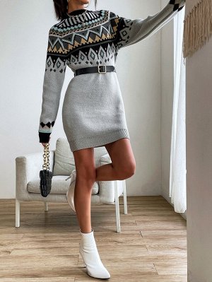 Платье-свитер с оригинальным принтом без пояса