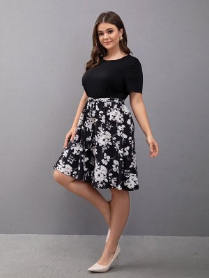 Plus Size Платье с поясом с цветочным принтом