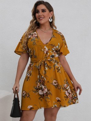 Платье с поясом с глубоким вырезом с цветочным принтом Plus Size