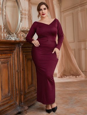 Платье Plus Size с v-образным воротником