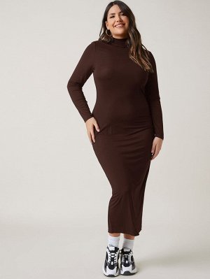 Plus Size Облегающее платье с высоким воротником