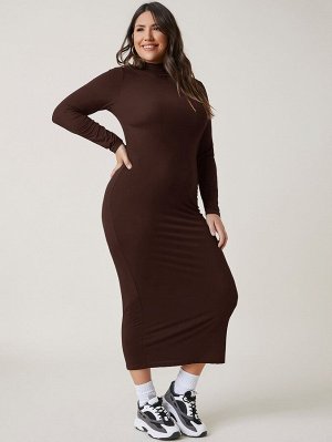 Plus Size Облегающее платье с высоким воротником