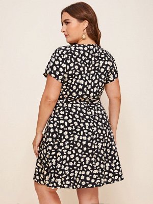Расклешенное платье Plus Size с цветочным принтом