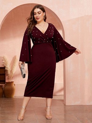 Платье Plus Size с оригинальным рукавом и жемчугом