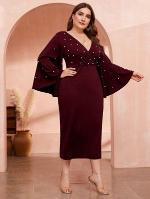 Платье Plus Size с оригинальным рукавом и жемчугом