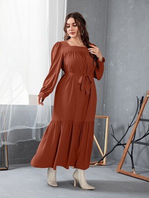 Платье Plus Size с поясом и квадратным воротником