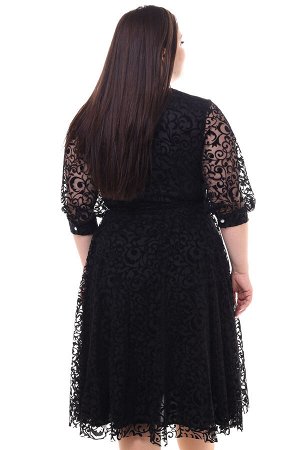 Платье двойное "рельефный рисунок" с пуговками на груди черное