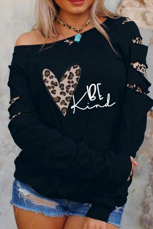 Черный свитшот на одно плечо с разрезами и леопардовыми вставками на рукавах и принтом сердечко с надписью: Be Kind