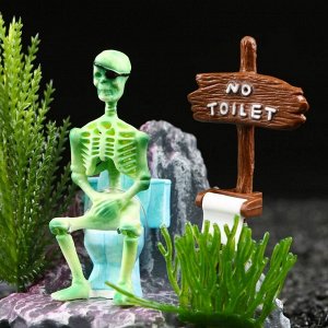 Распылитель подвижный "Скелет на туалете"