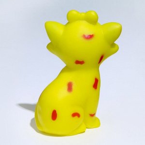 Игрушка пищащая "Кошечка" для собак, 10 см, жёлтая