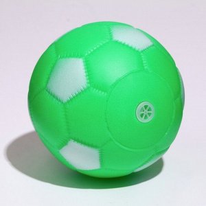 Игрушка пищащая "Мяч Футбол" для собак, 6,2 см, зелёная