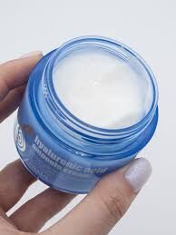 Jigott Ампульный крем для лица с Гиалуроновой кислотой ZENZIA Hyaluronic Acid Ampoule Cream