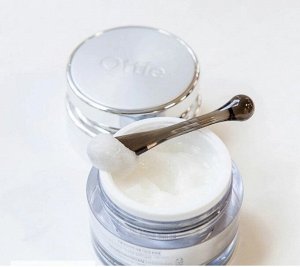 Ottie Антивозрастной питательный крем с икрой и платиной Platinum Aura Ultimate Caviar Cream