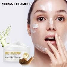 Крем для лица с муцином улитки Vibrant Glamour,30гр