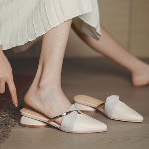 Женские мюли на каблуке, с острым носком, цвет белый
