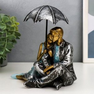 Фигурка полистоун «Влюблённые под зонтом», 17.5x14.5x10.5 см