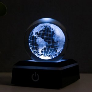 Сувенир стекло подсветка "Глобус" d=6 см подставка LED от 3AAA, провод USB 9х7х7 см